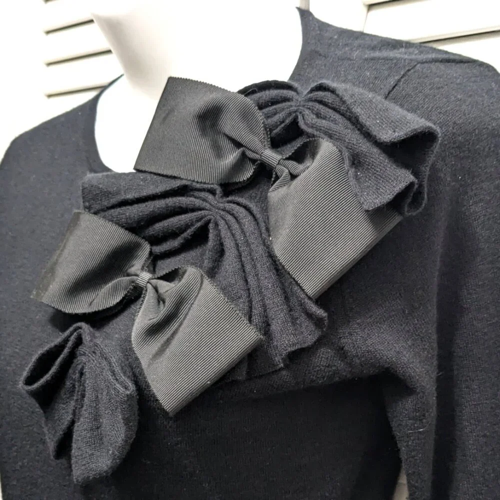Cashmere Silk Sweater Womens Small Black with Bows Rosette Saks Fifth Ave - Picture 4 of 16